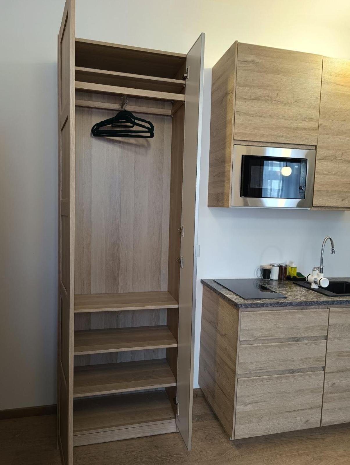 Mh Apartment Жешув Экстерьер фото